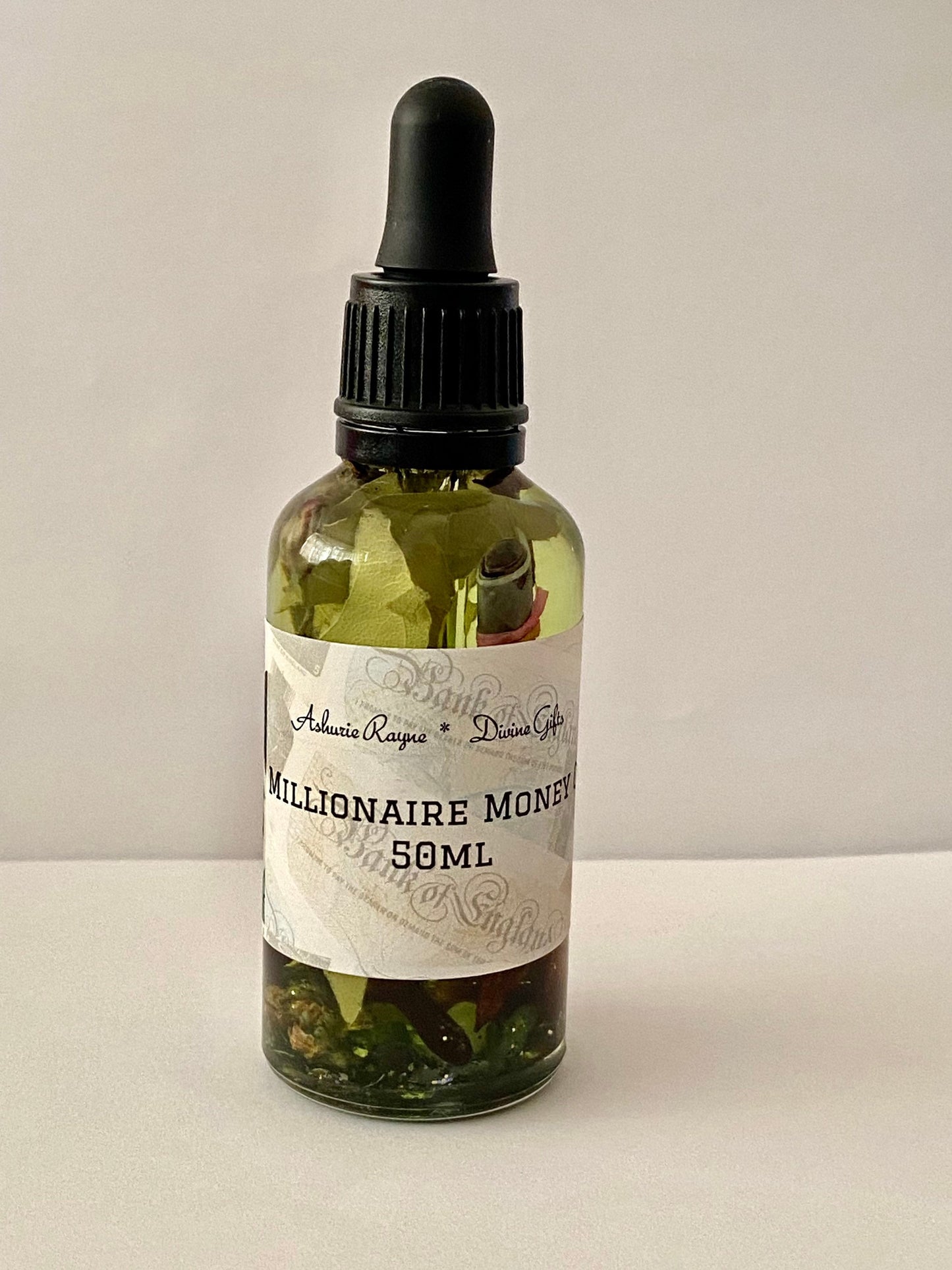 Millionaire Money Hoodoo Oil: Magick Perfume with Herbs & Roots (50ml)