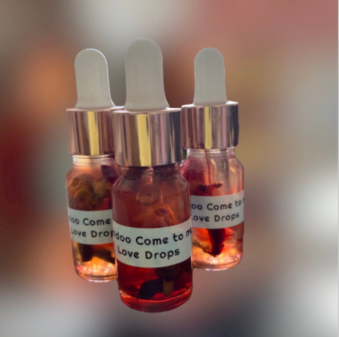 Hoodoo Come to Me Love Drops: Herbal Attraction Blend