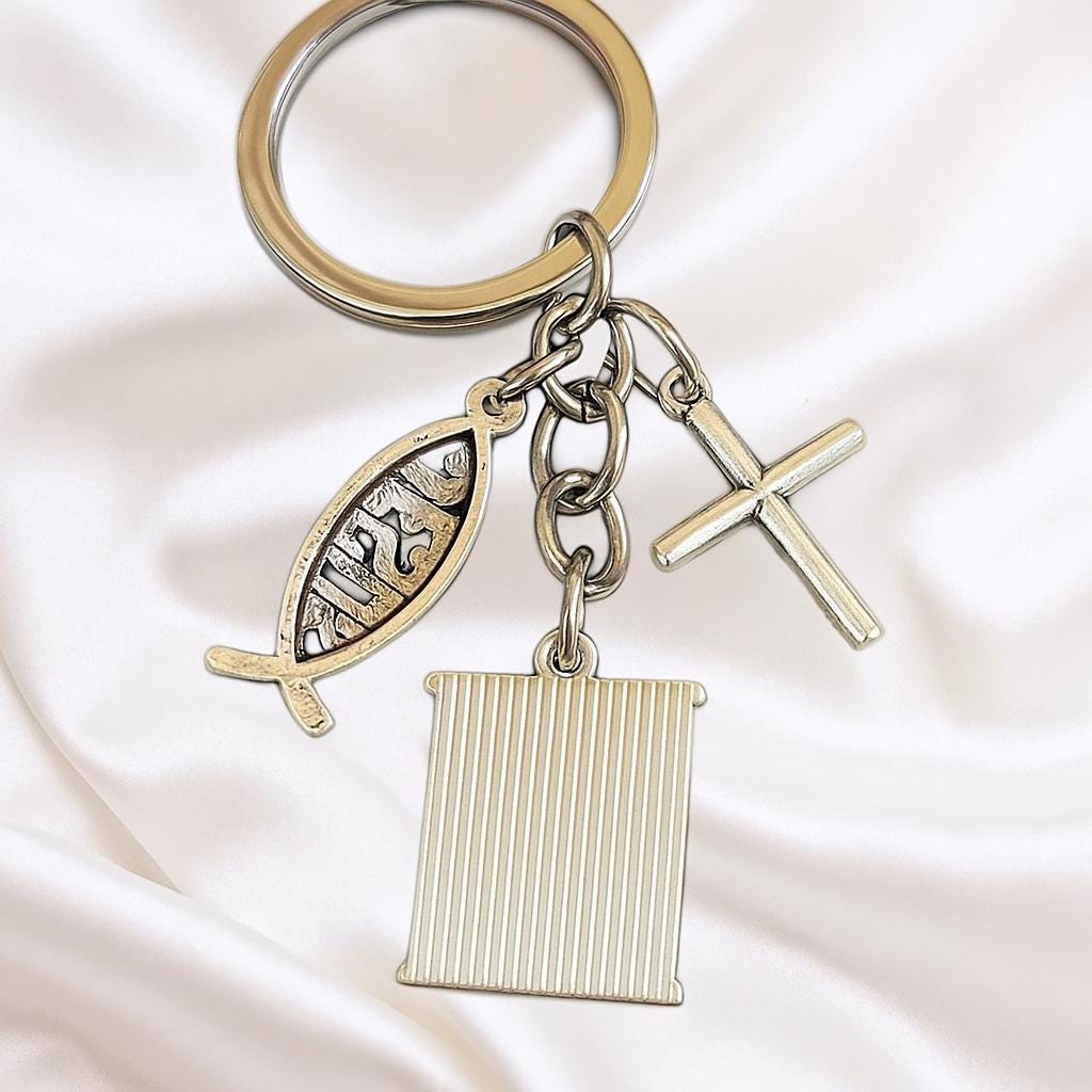 Faith Keychain – With God All Things Are Possible | Christian Gift | Cross & Jesus Charm Gift for Her | Spiritual Gift