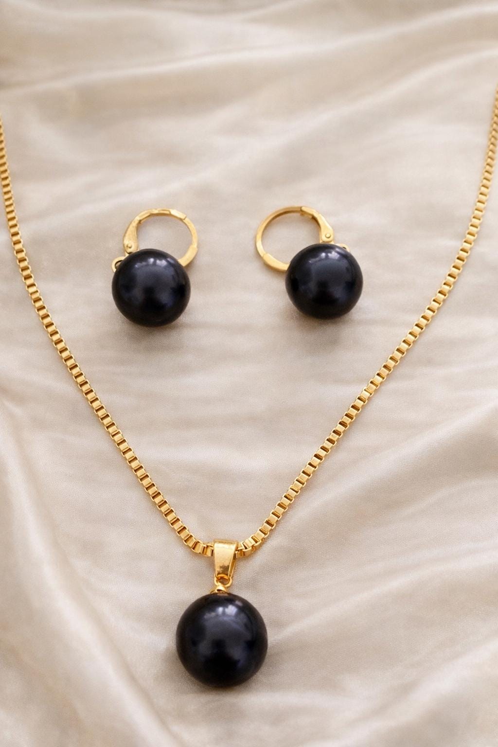 Pink, Black or White Pearl Necklace & Earrings Set – Gold Toned Pearl Jewellery Set, Elegant Pearl Necklace, Gift for Her,