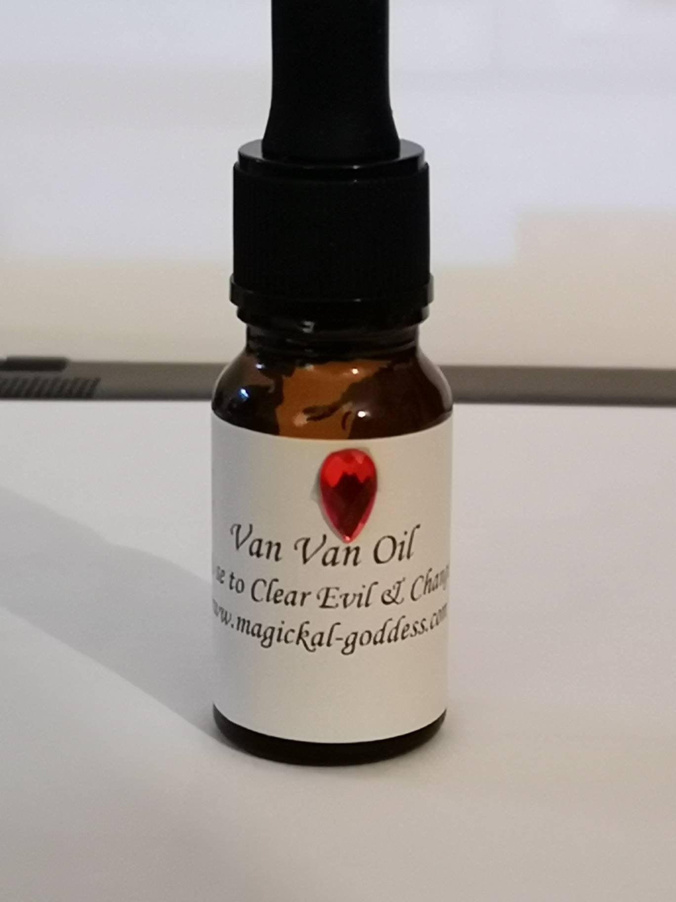 Hoodoo Van Van Magickal Oil - Hoodoo - Wiccan - Magick - With Herbs and Roots