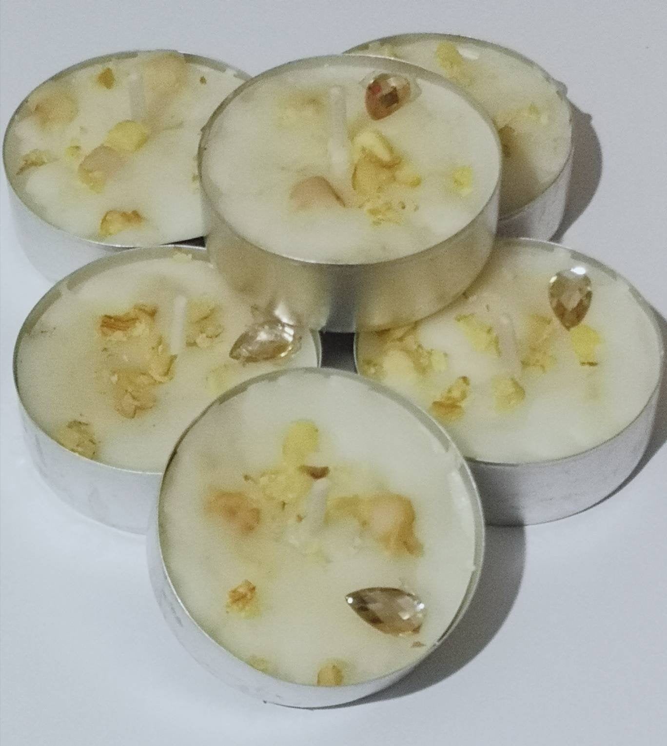 6 Vanilla Cream and Toasted Walnuts Tealight Candles - Gift Set, Wrapped in Gold Paper.