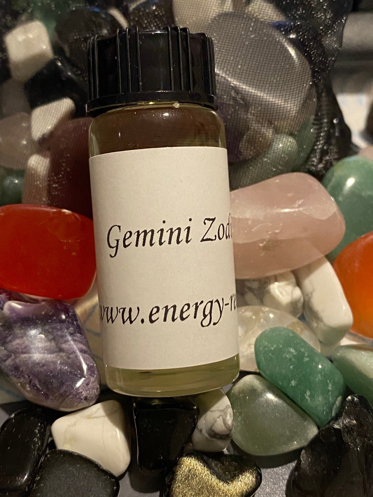 Gemini Zodiac Magical Oil 10ml Bottle. - With crystals.Astrology, Anointing, Gift