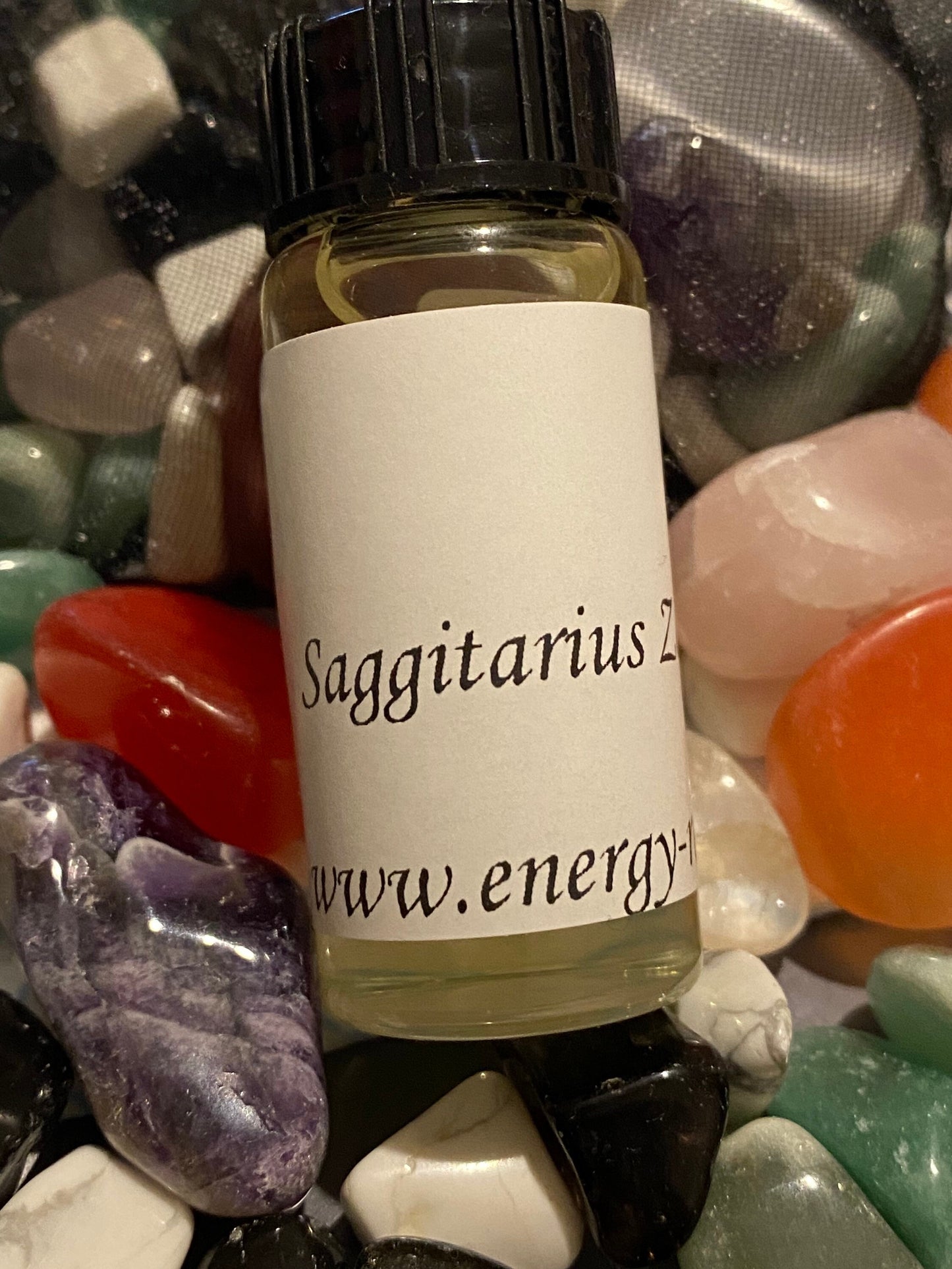 Energy Realms - Sagittarius Zodiac Magical Oil 10ml Bottle. - With crystals.