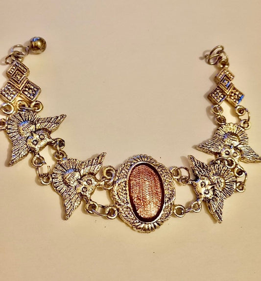 Ladies Women’s Pretty Fashion Owl Charm Bracelet. Blush Pink.