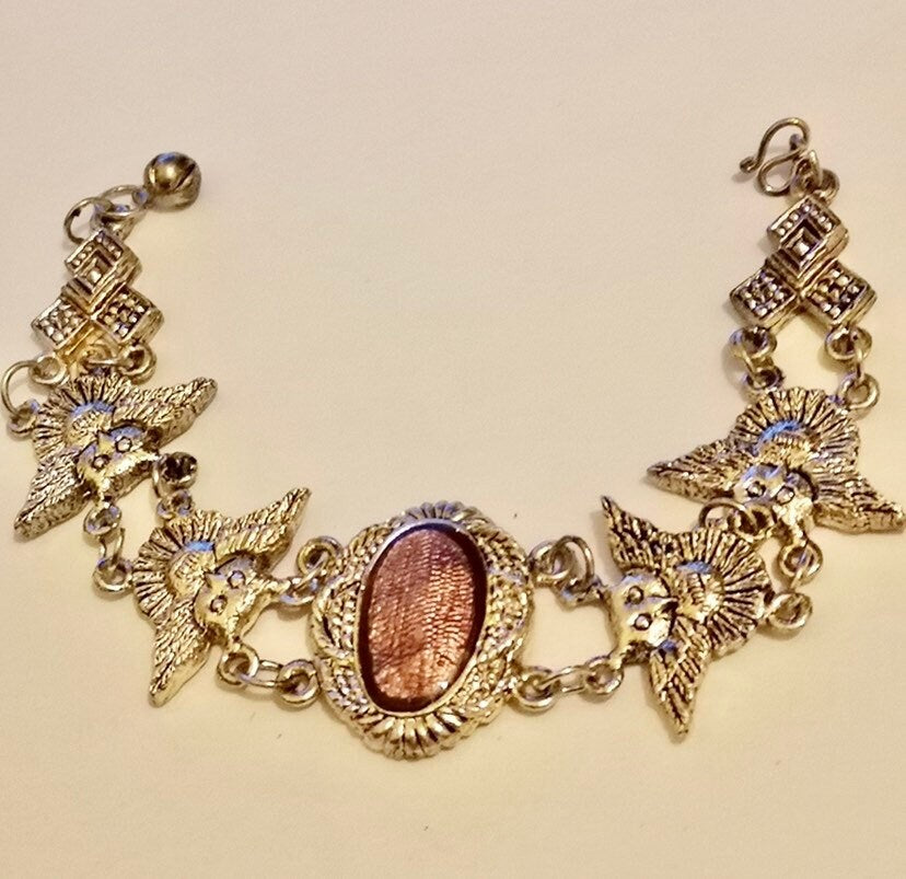 Ladies Women’s Pretty Fashion Owl Charm Bracelet. Blush Pink.