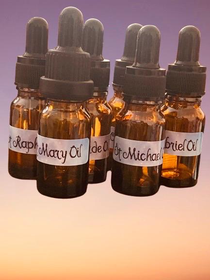 Archangel Gabriel Anointing Oil – Divine Communication, Clarity, Dreamwork Oil for Intuition, Creativity & Angelic Connection. 10ml Dropper