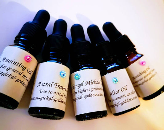 5 x Hoodoo Magickal Oil - Hoodoo - Wiccan - Magick - With Herbs and Roots