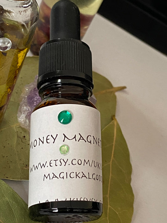 Money Magnet Hoodoo Oil 10ml Dropper Bottle. - Helping you attract abundance of money.