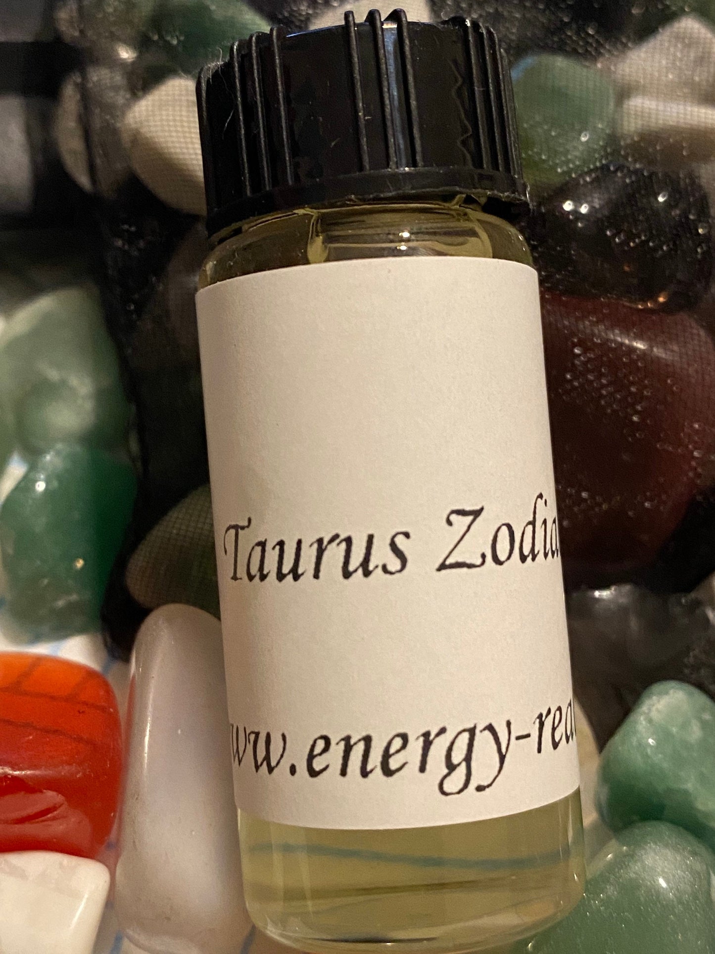 Taurus  Zodiac Oil 10ml Bottle. - With crystals. Astrology, Anointing, Planetary, Gift