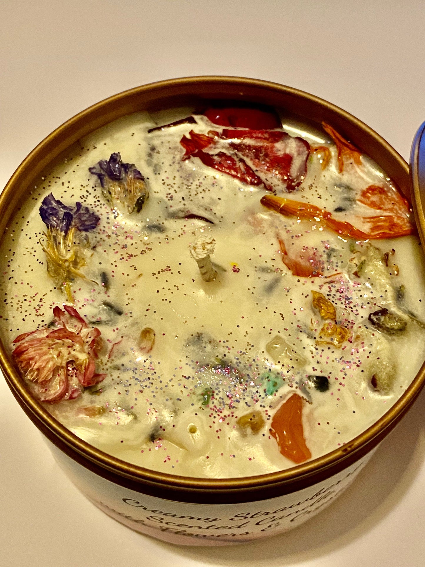 Creamy Scented Tin Luxury Candle infused with Flowers and Crystals. 8oz - Choose your Scent